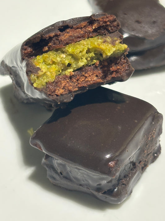 DUBAI CHOCOLATE TASTY TIMS (TIM TAMS)